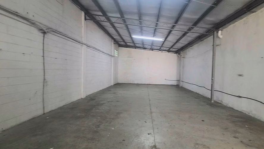 Bodega 150 m2 dentro de Circuito Cerrado, Bulevar del Norte, San Pedro Sula - Imagen 3