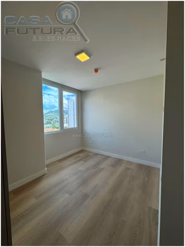 Apartamento de 3 Habitaciones de 130 m2 Torre AVALON