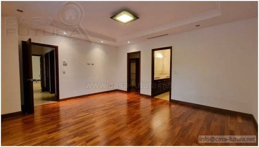 Exclusivo Apartamento en Las Marias en Venta de 3 Hab @ Lomas del Guijarro