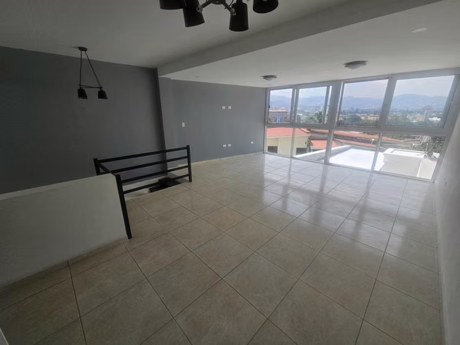 Alquiler Casa en Lomas del Mayab