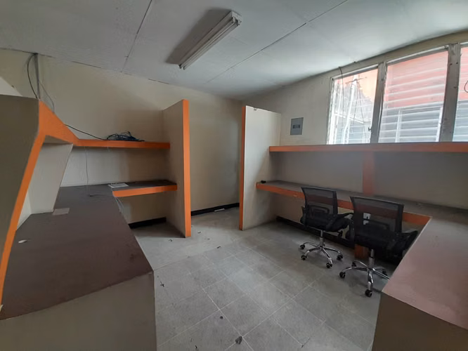 Alquiler Oficinas Bulevar Morazán - Imagen 2