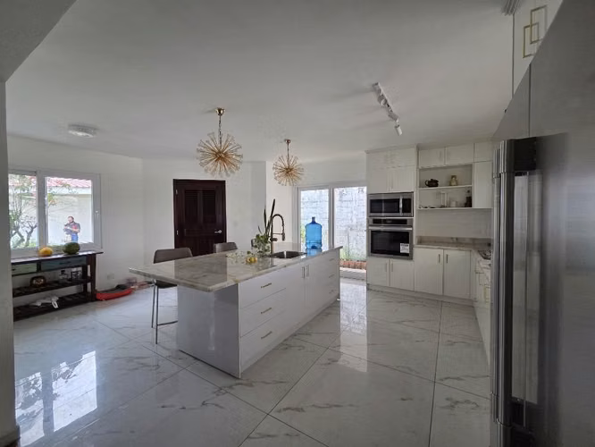 Se Vende casa en Res. Villas Mackay