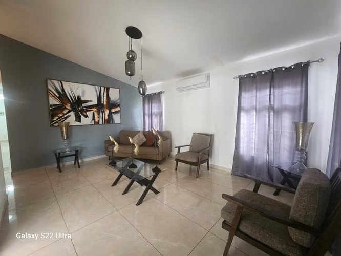 Se Vende Casa en Paseo la Fuente - San Pedro Sula