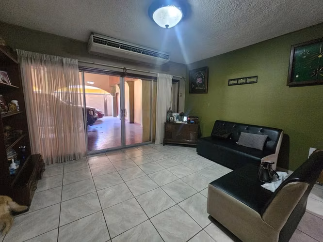 Ganga! Se Vende Propiedad en Colonia Tara - San Pedro Sula - Imagen 5