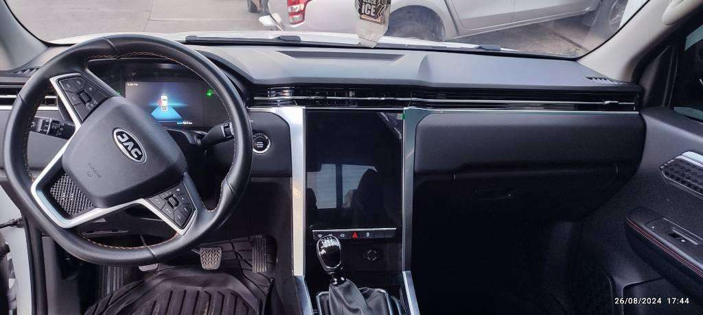 pickup marca JAC t8pro Año 20234x4 turbo dissel motor 2.0