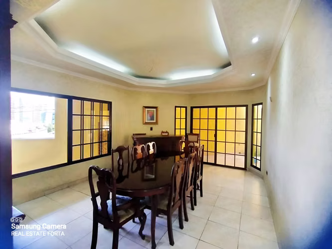 Venta de Hermosa Casa Ubicada en las Lomas del Mayab, en Tegucigalpa.