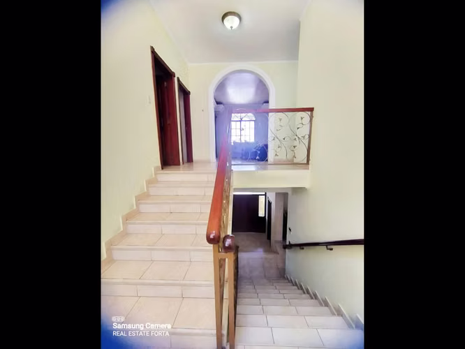 Venta de Hermosa Casa Ubicada en las Lomas del Mayab, en Tegucigalpa.
