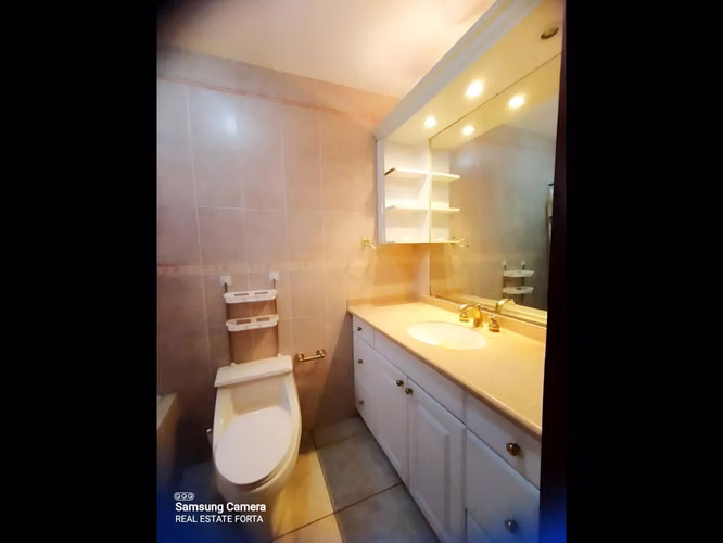 Venta de Hermosa Casa Ubicada en las Lomas del Mayab, en Tegucigalpa.