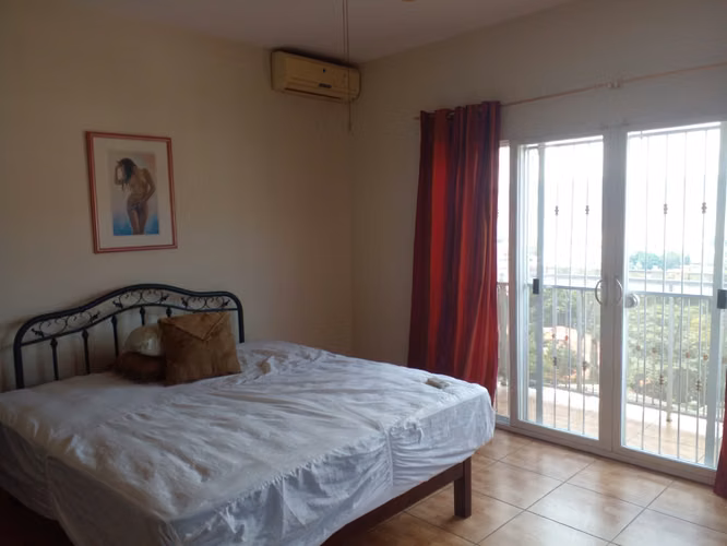 Se Vende Hermosa Casa Res. Las Cumbres - Imagen 5