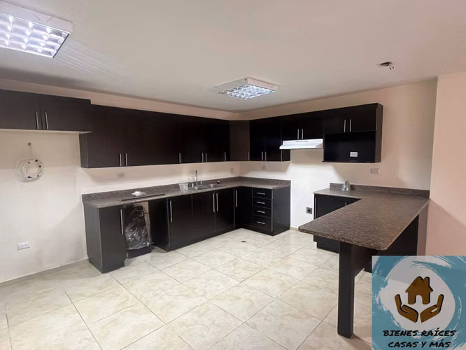 ALQUILO APARTAMENTO DE 3 HABITACIONES EN COLONIA LARA, CERCA DEL BLVD LOS PRÓCERES - Imagen 2
