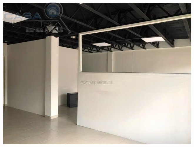 Pequeño Edificio Comercial ó de Oficinas en Los Proceres de 217 m2 en Renta - Imagen 4