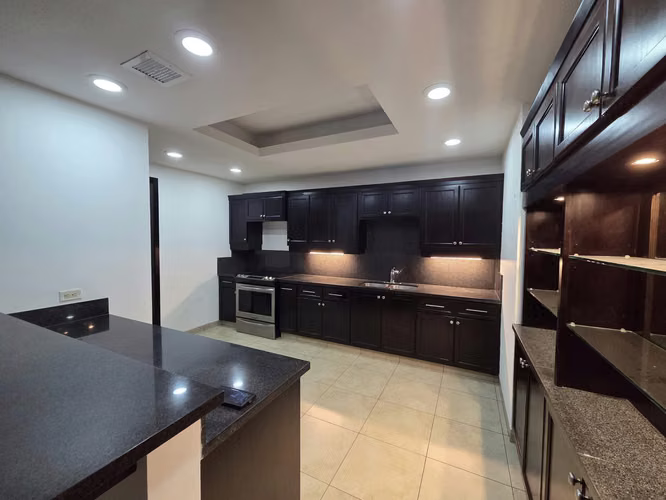 Se Vende Condominio en Merendon Hills - San Pedro Sula.