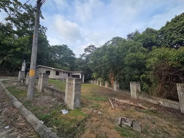 Se Vende Casa salida a Choloma