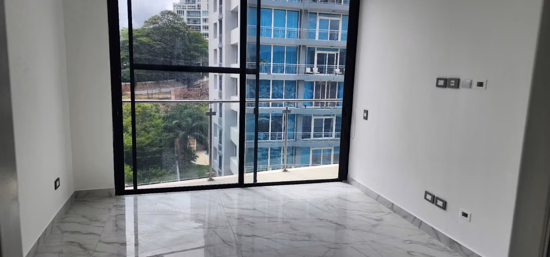 Se Vende Apto. Torre Vista 1432, Col. Lomas Guijarro