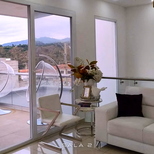 Bellisima Casa en Venta, Residencial Venecia 5ta etapa Unica en su estilo y muy bella residencia