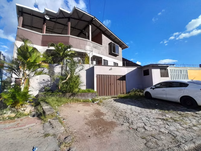 Venta Casa Cerro Grande