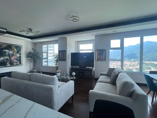  Apartamento de Lujo en Torre Igvanas Tara