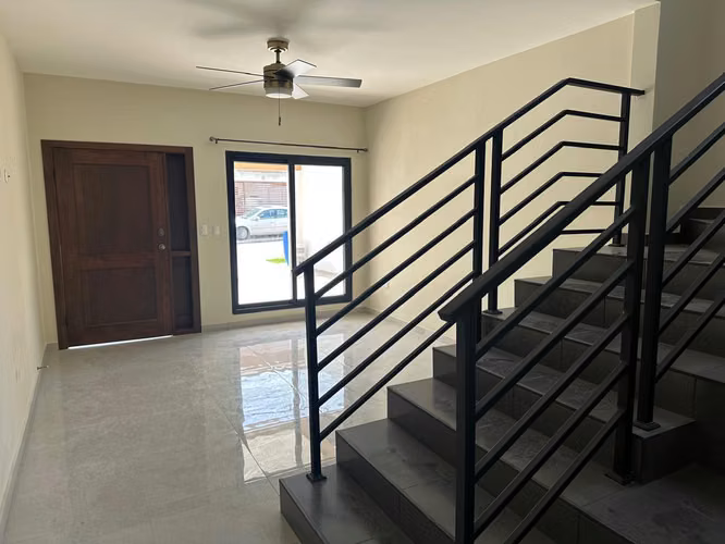 Apartamento tipo Townhouse/ La Foresta