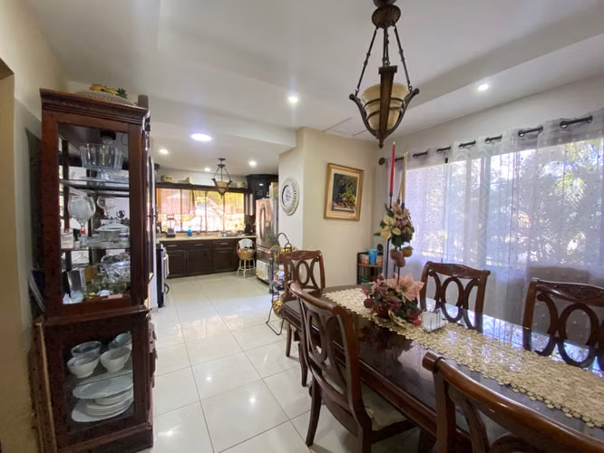 Casa en Venta - Res. Campisa