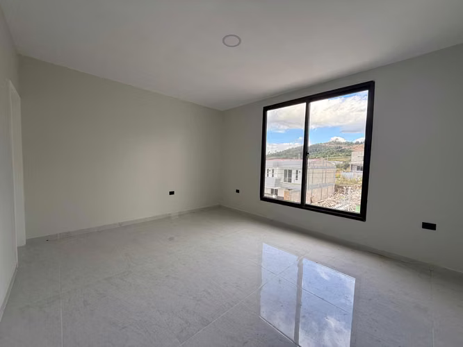 Se Vende Casa Res. Mirador de Los Hidalgos