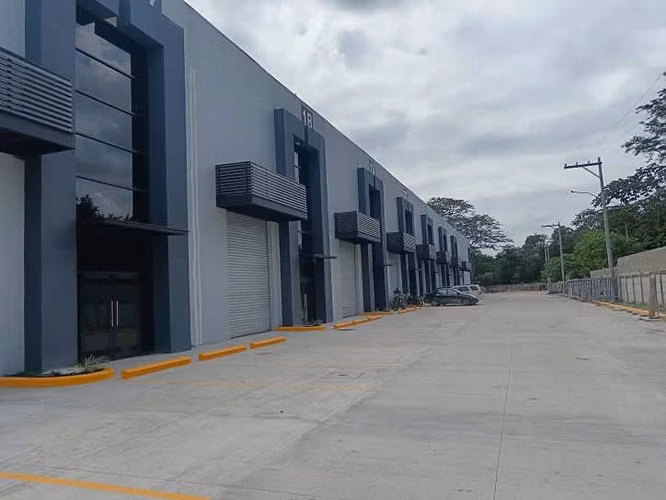 RENTA DE BODEGA PEQUENA SPS - Imagen 1