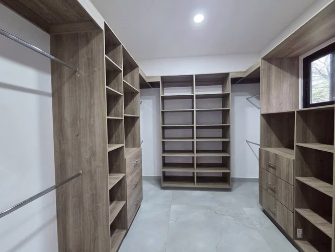 Se Vende Amplia Casa Residencial La Foresta - San Pedro Sula