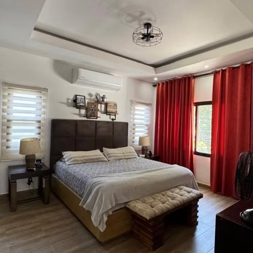 Se Vende hermosa Casa en Residencial El Barrial - San Pedro Sula