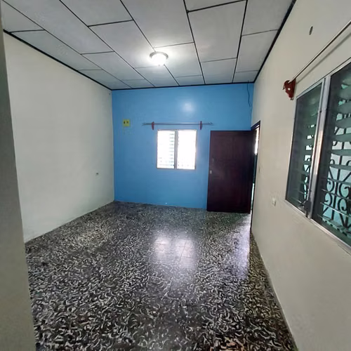 Se Vende Casa en Col. Valle de Sula - San Pedro Sula