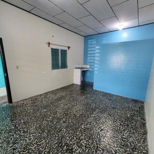 Se Vende Casa en Col. Valle de Sula - San Pedro Sula