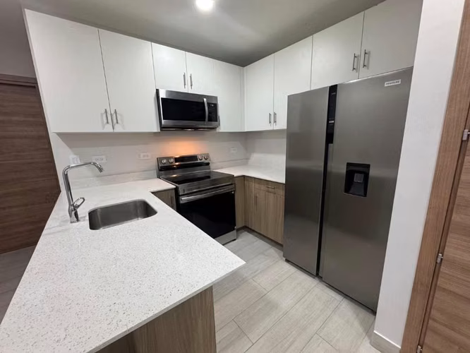 Se alquila Apartamento en Plaza Masdeval