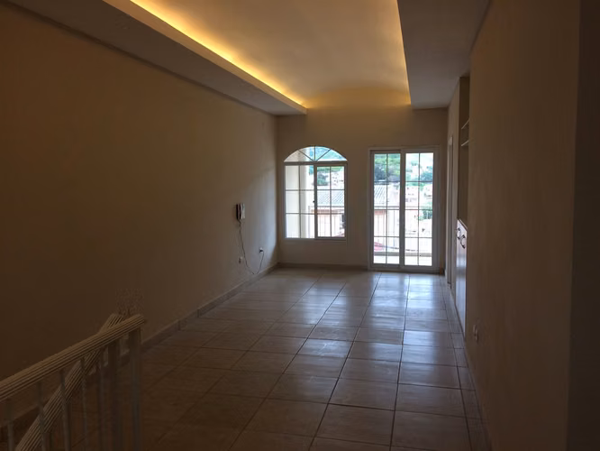 Se Renta Townhouse Col. Lara Norte - Imagen 5