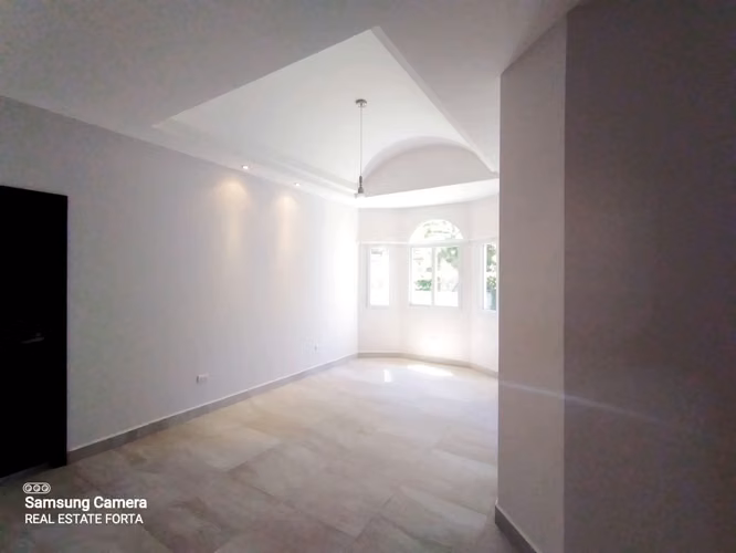 Venta de Hermosa Casa, en la Residencial Miralago, en el Hatillo, en Tegucigalpa. - Imagen 14