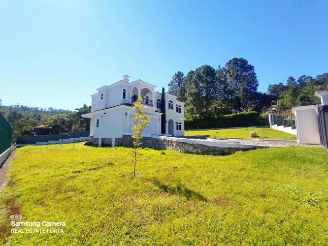 Venta de Hermosa Casa, en la Residencial Miralago, en el Hatillo, en Tegucigalpa. - Imagen 3