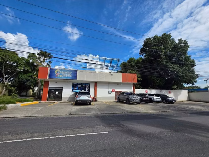 Se Alquila Local en Barrio El Benque - San Pedro Sula