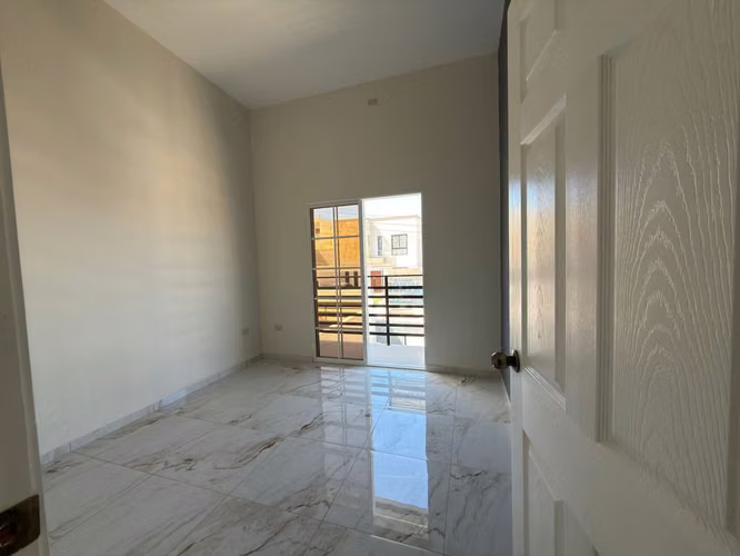 Se Vende Casa Res. Altos del Cimarron