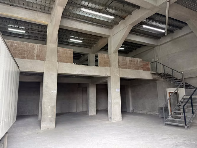 RENTA DE BODEGA PEQUENA SPS