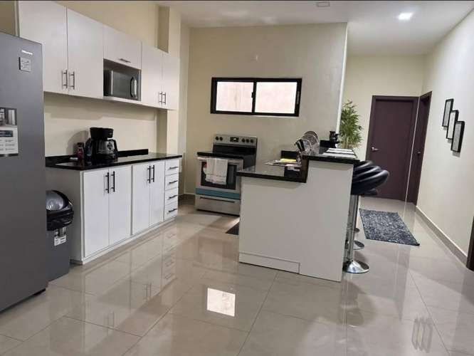 Alquiler apartamento amueblado en Miraflores - Imagen 5