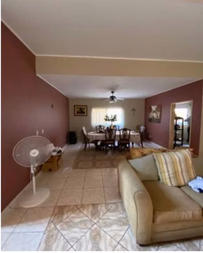 Se Vende Casa amplia en Residencial Los Alpes - San Pedro Sula - Imagen 2