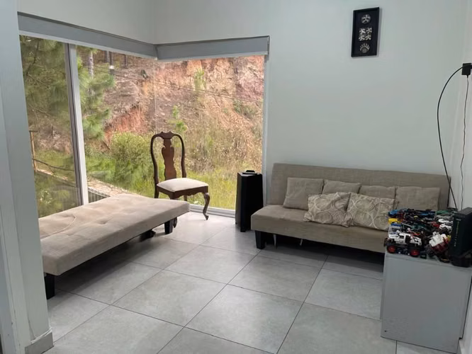 Venta de casa en Pinares de Oriente