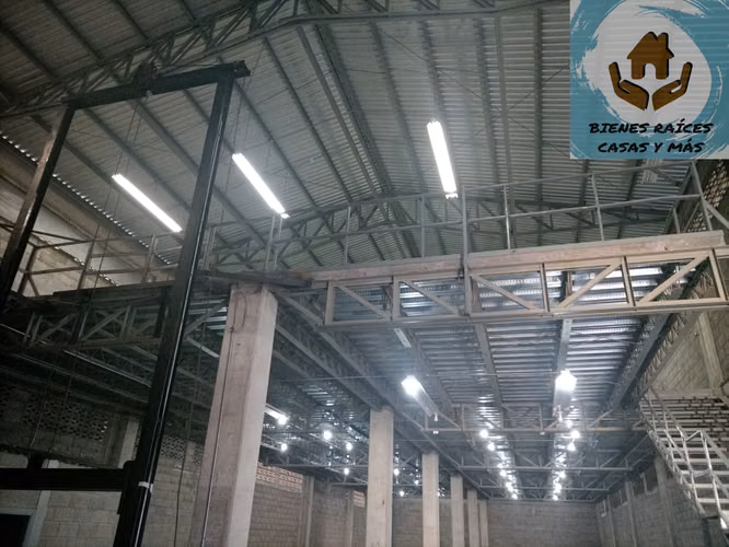 ALQUILO 2 BODEGAS EN EL ANILLO PERIFÉRICO CERCA DE COLONIA 21 DE OCTUBRE - Imagen 6