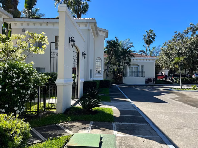 Se Alquila Apartamento Amueblado en Vizcaya