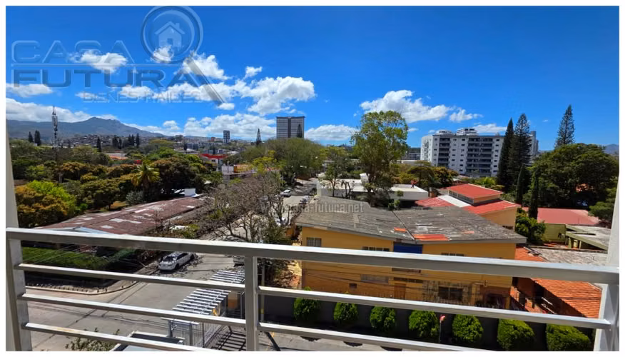 Venta de Apartamento en Torre Lara de 3 Habitaciones y Balcon con Vista - Imagen 3