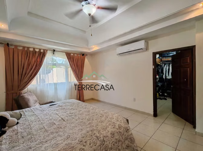 SE VENDE CASA DE UN NIVEL EN RES. EL BARRIAL - Imagen 6