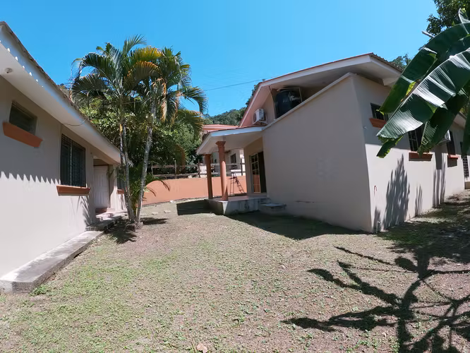Se Renta casa en Residencial Campisa, sps