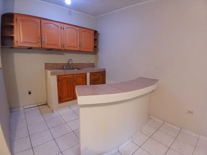 Venta Casa Centroamerica Oeste - Imagen 2
