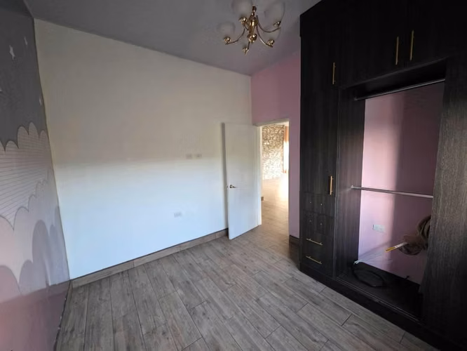 Venta de casa en Residencial Altamira Valle de Angeles