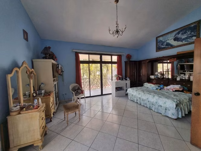 Se Vende Casa en Los Alamos - San Pedro Sula