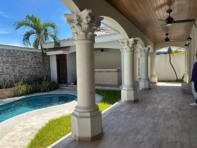 Casa en Venta en Blvd. Mackay, SPS
