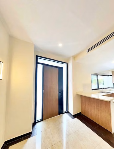 Se Alquila Precioso Townhouse Nuevo en El Potosi