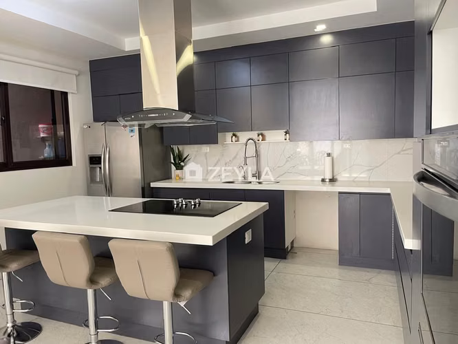 Se Vende Casa En Residencial El Sauce, Tegucigalpa